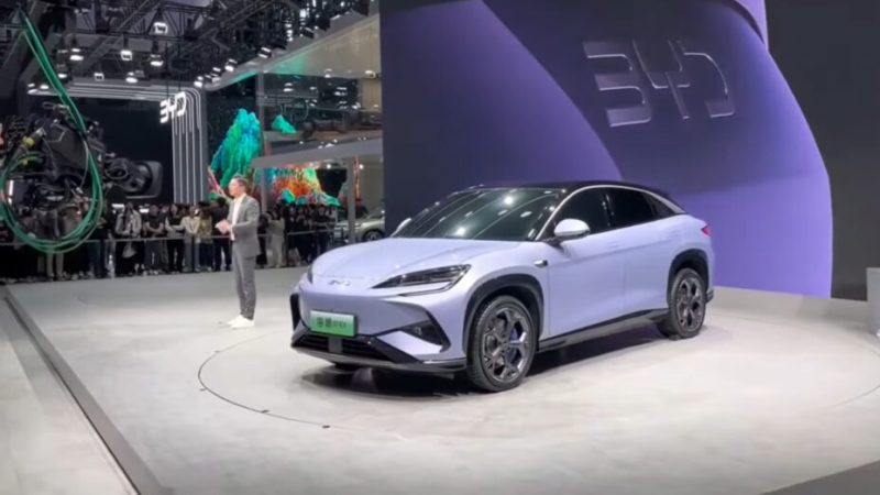 BYD lance tant de nouvelles voitures électriques qu’on n’y comprend plus rien
