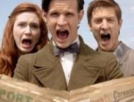Le 11e Docteur accompagné d'Amy et Rory. // Source : BBC Le 11e Docteur accompagné d'Amy et Rory. // Source : BBC