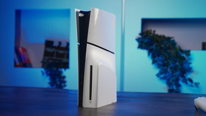 Plus que quelques heures pour profiter d’une réduction de 75 € sur la PS5 Slim