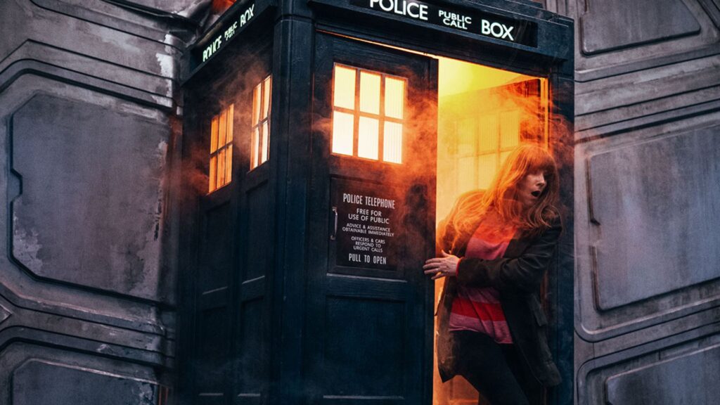 Donna dans une image teaser de Wild Blue Yonder. // Source : BBC/Doctor Who