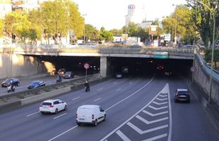 Parfois le périphérique parisien est fluide  // Source : Raphaelle Baut 