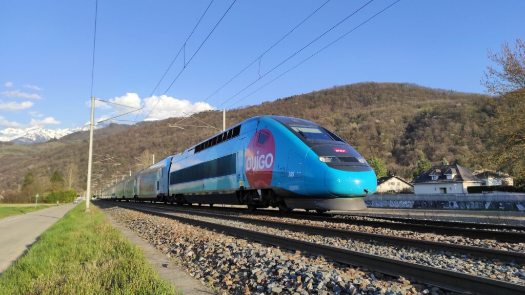 Train OuiGo. // Source : Wikimedia/CC/Remontees (photo recadrée)