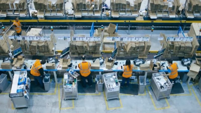 Amazon est allé trop loin dans la surveillance des salariés Amazon est allé trop loin dans la surveillance des salariés
