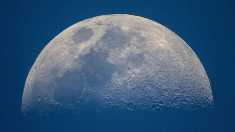 La Lune : tout savoir sur le satellite naturel de la Terre
