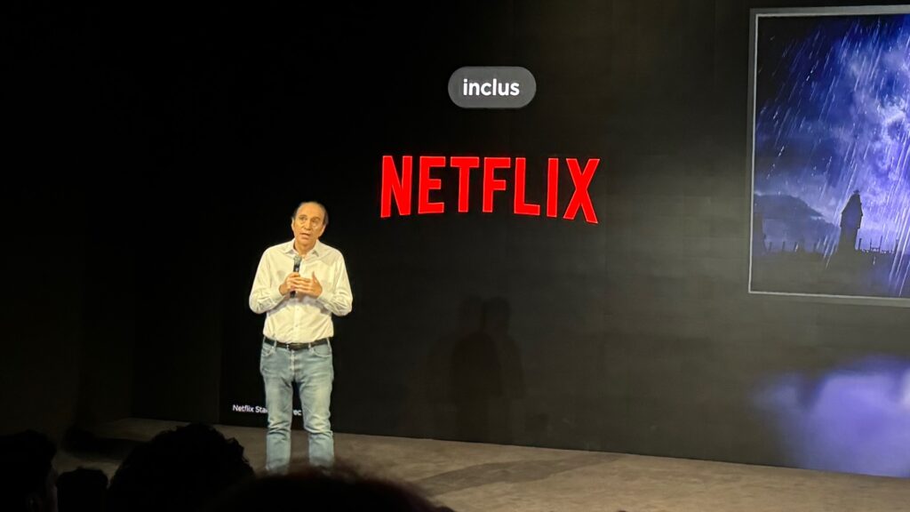 Xavier Niel lors de la présentation de Netflix inclus dans l'offre Ultra.