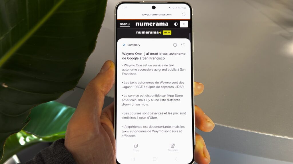 Un exemple d'article Numerama résumé par Galaxy AI. Dans ce cas, la proposition était très juste. Les points principaux ont bel et bien été identifiés en seulement quelques secondes.