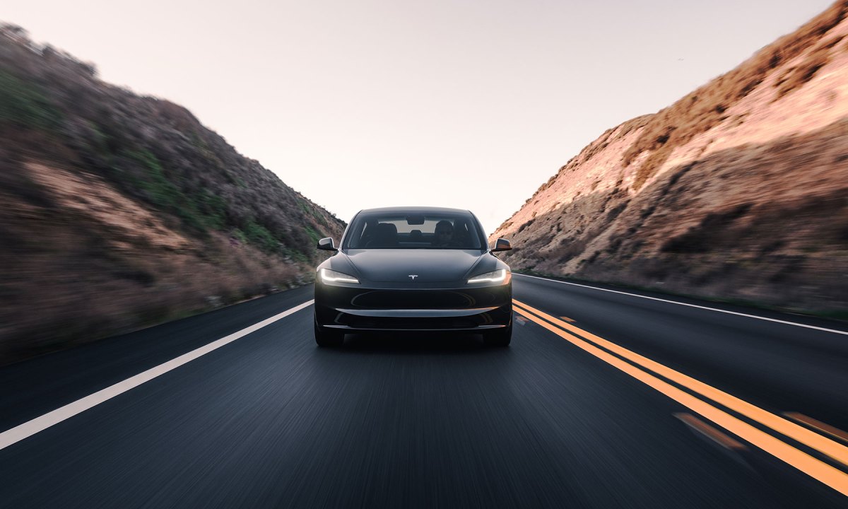 Tesla Model 3 // Source : Tesla