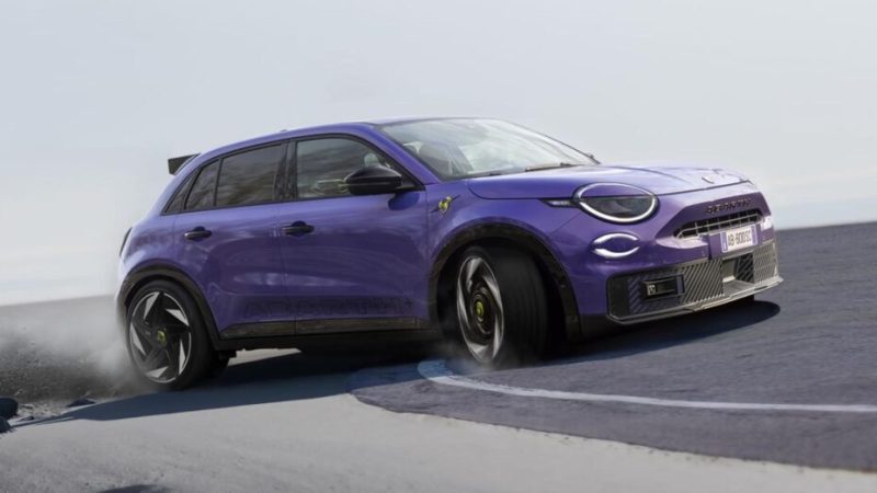 Abarth 600e : premier modèle d’une nouvelle génération de sportive électrique Stellantis