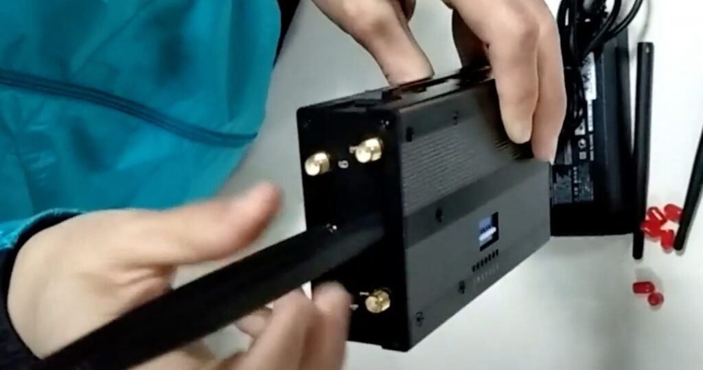 A portable WiFi jammer.  // Source: YouTube