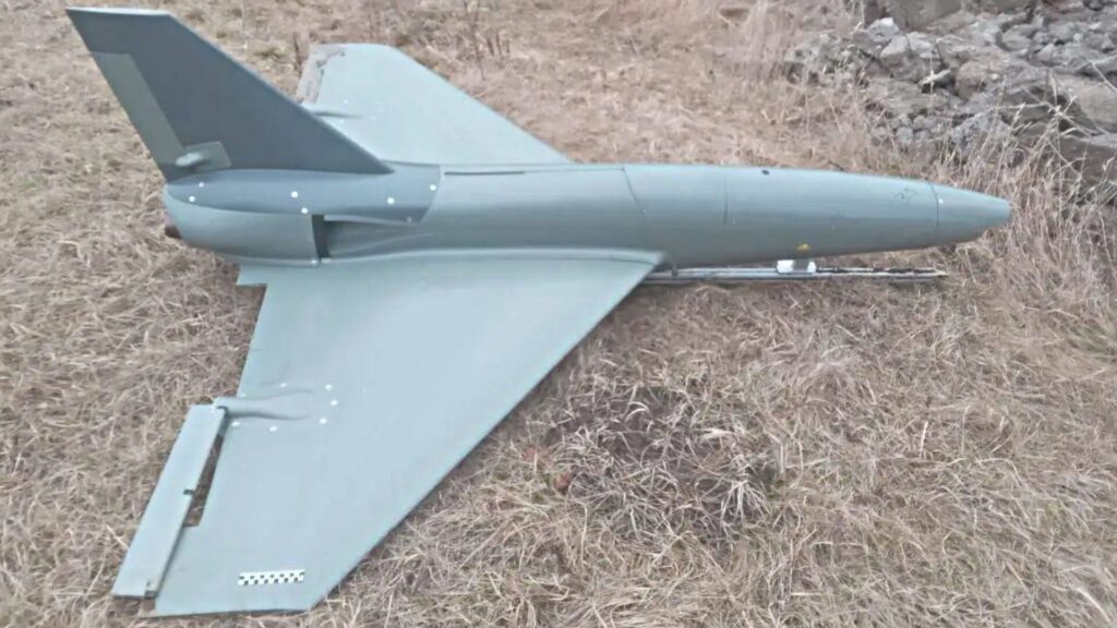 Un drone modifié échoué dans les zones occupées de l'Ukraine.  // Source : X