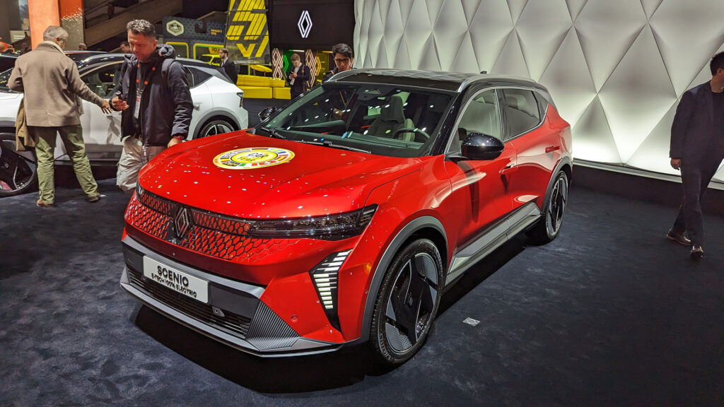 Renault Scénic e-tech crowned Car of the Year 2024 as electric vehicles ...