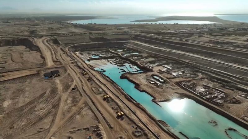 Un barrage hydroélectrique EDF dans le désert de The Line : comment ça marche ?