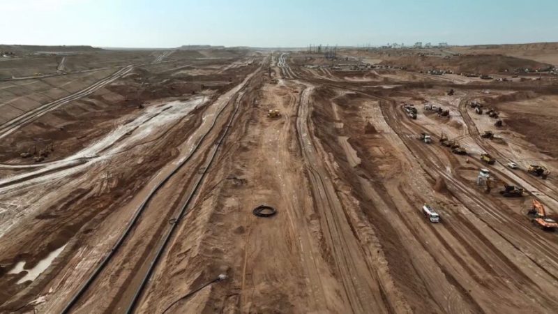 The Line, la ville dystopique d’Arabie saoudite, « progresse rapidement » : les nouvelles photos des travaux