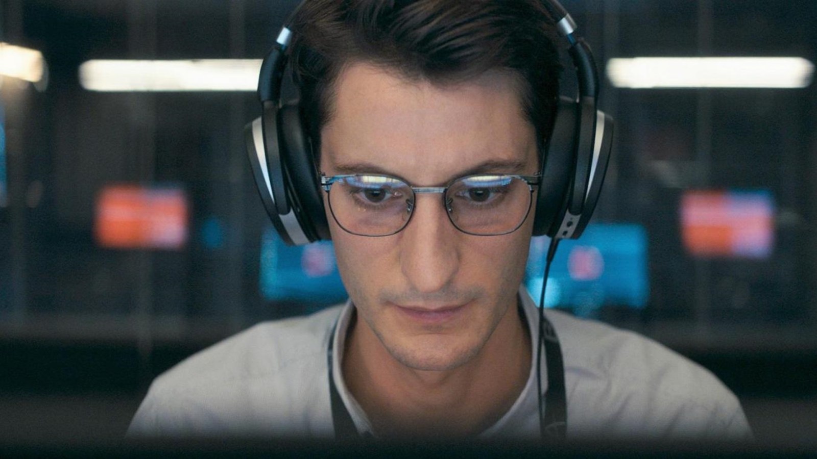 Boite Noire En Streaming Boîte noire - Streaming, casting, bandes-annonces et actualités sur le