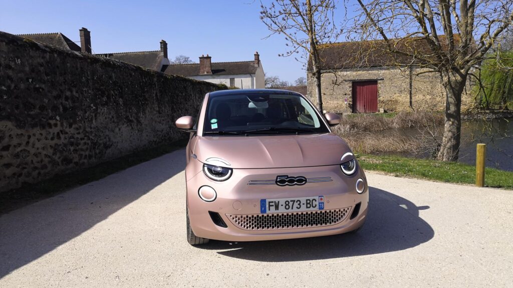 Fiat 500e // Source : Raphaelle Baut pour Numerama