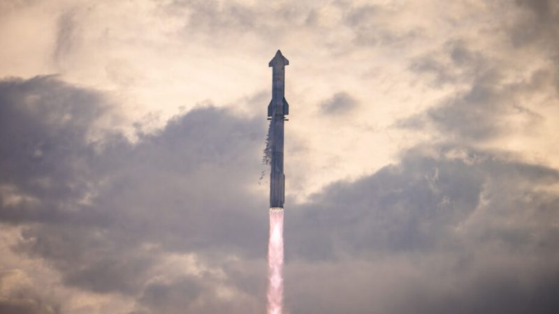 Elon Musk est persuadé que sa méga fusée sera sur Mars dans 5 ans