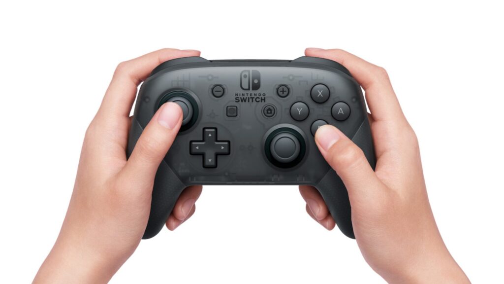 La manette Pro offre une très bonne prise en main // Source : Nintendo