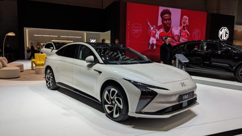 Les constructeurs automobiles MG et BYD multiplient déjà les marques en Europe, mais pourquoi ?