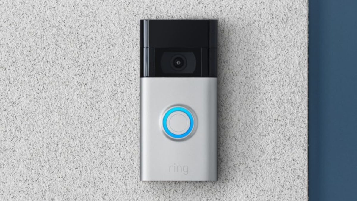 Amazon Ring Video Doorbell // Source : Amazon