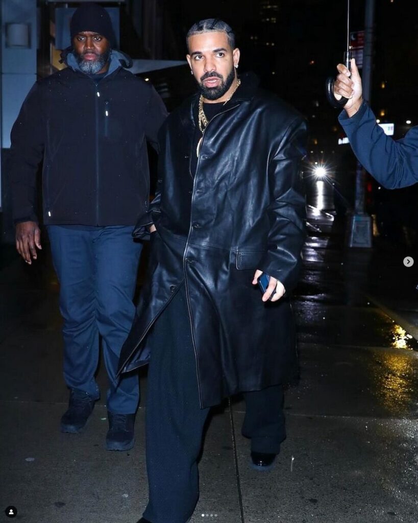 Drake promptly takes down track featuring deepfake Tupac vocals targeting Kendrick Lamar Drake promptly takes down track featuring deepfake Tupac vocals targeting Kendrick Lamar