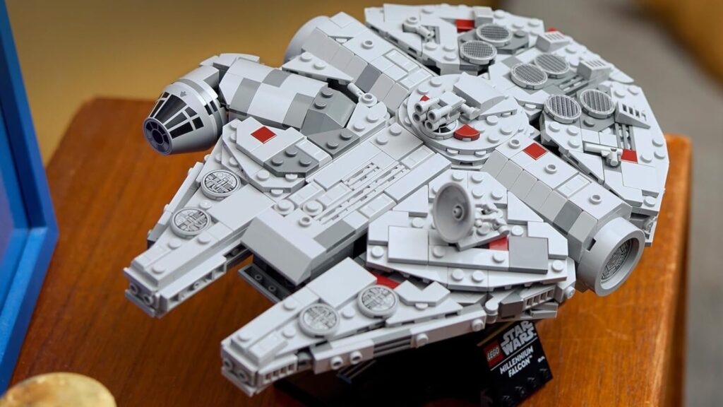 The Millennium Falcon is a set to display // Source: Lego