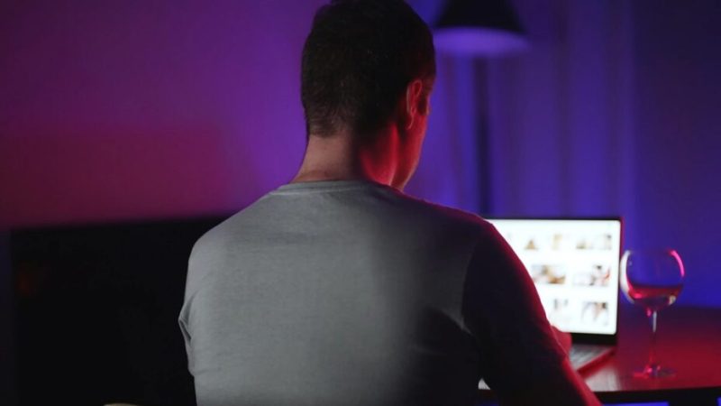 Les gros sites pornos se font rattraper par les nouvelles règles de l’Europe
