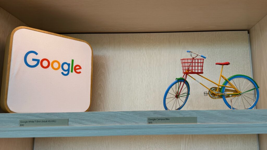 A miniature replica of the Google bike at home, why not?  // Source: Numerama