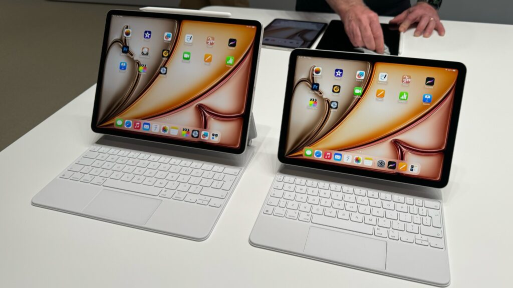 Il y a enfin un grand iPad Air, pour les personnes qui ne veulent lâcher moins de 1 000 euros pour une tablette 13 pouces. // Source : Numerama