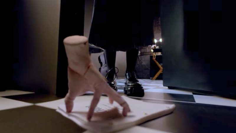 Une surprise se cache à la fin du teaser de la saison 2 de Mercredi sur Netflix
