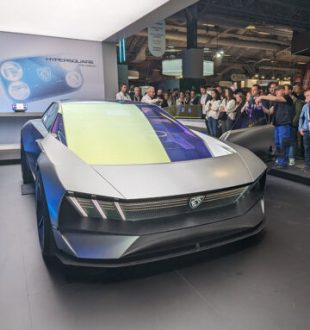 Peugeot Inception Concept à Vivatech // Source : Raphaelle Baut Peugeot Inception Concept à Vivatech // Source : Raphaelle Baut
