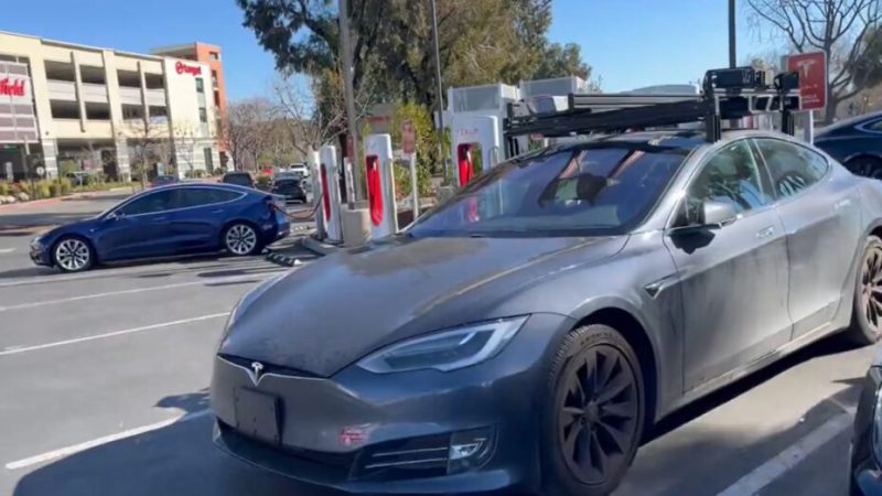 Tesla ferait machine arrière sur la technologie Lidar ? Pas si vite