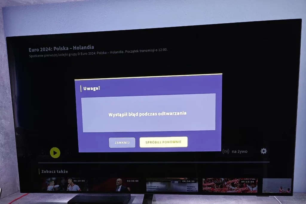 Un message d'erreur sur une télé polonaise durant le match. // Source : Natemat