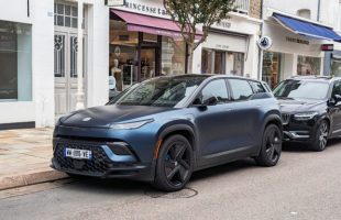 Un Fisker Ocean fraîchement livré dans les rues en France  // Source : Raphaelle Baut 