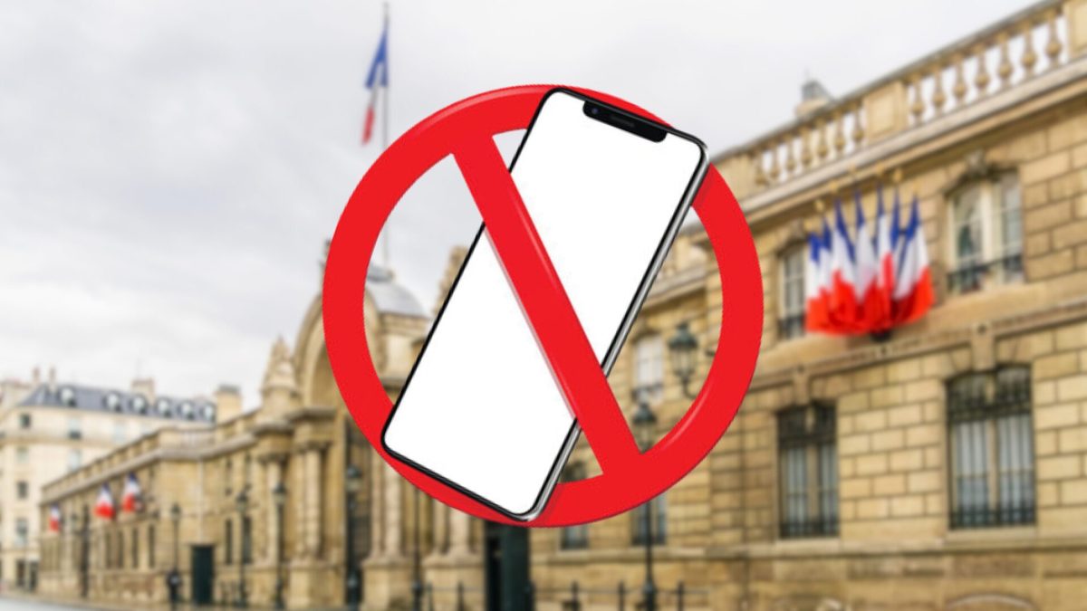 L'Élysée voudrait interdire les smartphones pour les plus jeunes. // Source : Deposit / Élysée