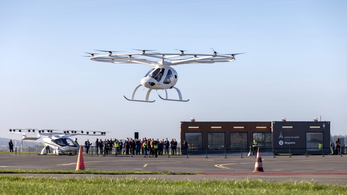 Les Volocity de Volocopter en démo à sa base de Pontoise // Source : Volocopter, réutilisation autorisée pour la presse