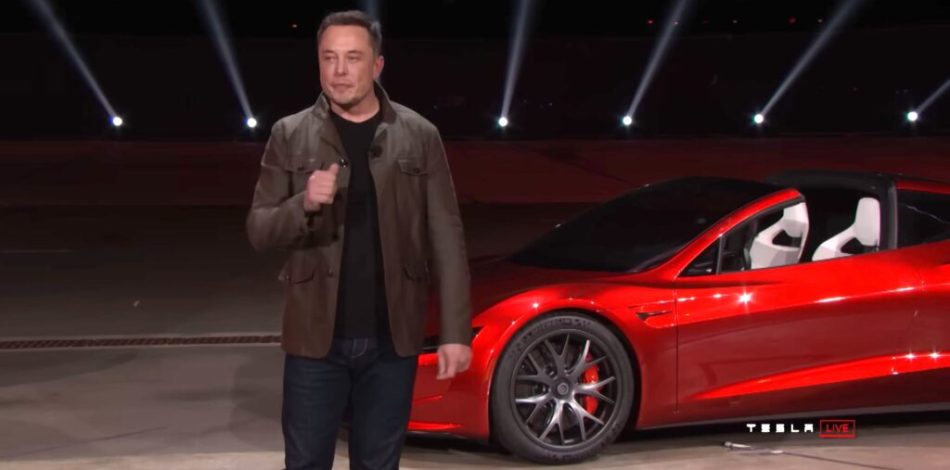 Elon Musk lors de la première apparition du Roadster. // Source : Live Tesla