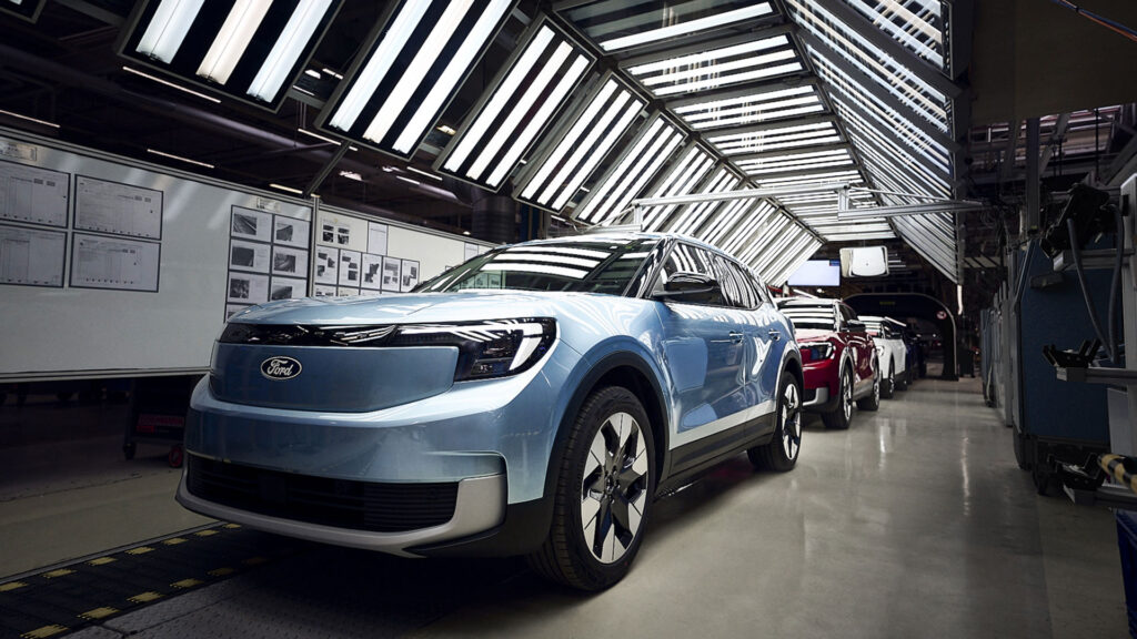 Production du Ford Explorer en Europe // Source : Ford