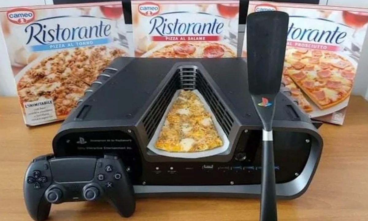 Devkit PS5 x Pizza // Source : Twitter