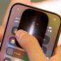 La nouvelle lampe torche dans iOS 18. // Source : Numerama