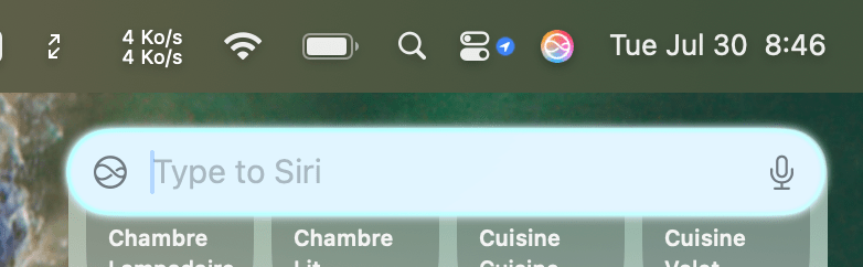 La nouvelle interface de Siri sur Mac. Malheureusement, les réponses sont toujours les mêmes. Le nouveau modèle n'est pas actif.