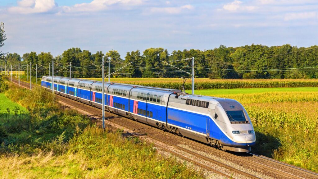 Train. // Source : Canva Train. // Source : Canva