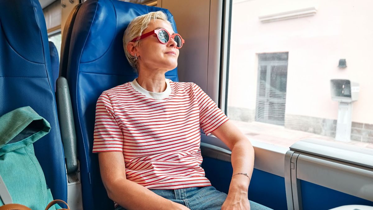 Voyage en train. // Source : Envato