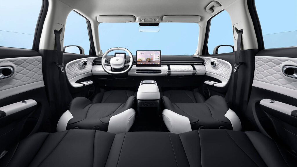 Intérieur Dongfeng Nammi Box // Source : Dongfeng Nammi