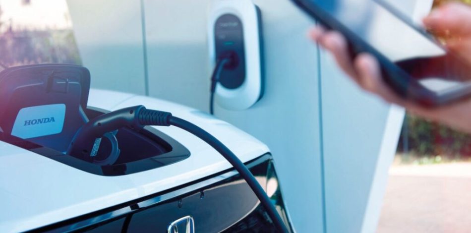 Software sur les voitures électriques // Source : Honda