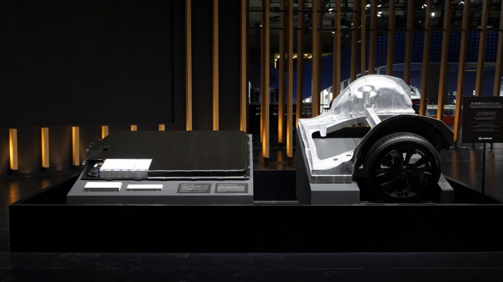 Des gigacasting pour la futur plateforme Lexus // Source : Lexus