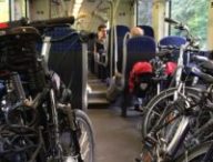 Vélos dans le train // Source : pfeiffed - Pixabay