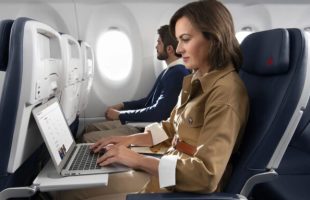 Le Wi-Fi sera bientôt gratuit chez Air France. // Source : Air France