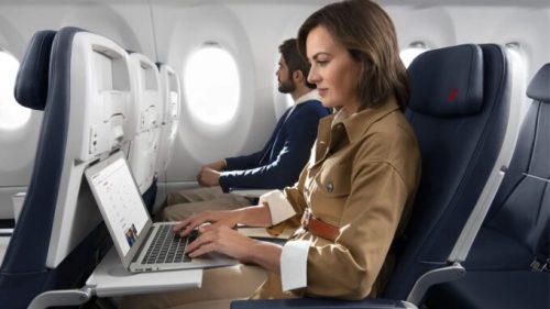 Le Wi-Fi sera bientôt gratuit chez Air France. // Source : Air France