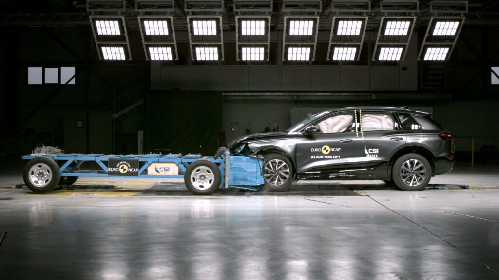 Audi Q6 e-tron au crash-test // Source : Euro NCAP