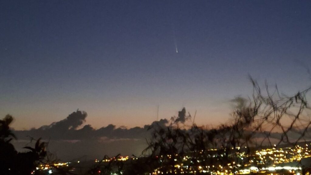 Photo prise il y a quelques jours lors de son premier passage à proximité de la Terre. // Source : @citoyen974